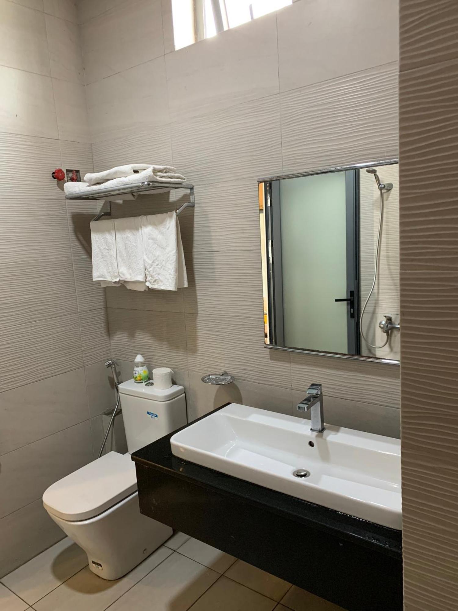 Ha Long Hotel TP. Hồ Chí Minh Ngoại thất bức ảnh